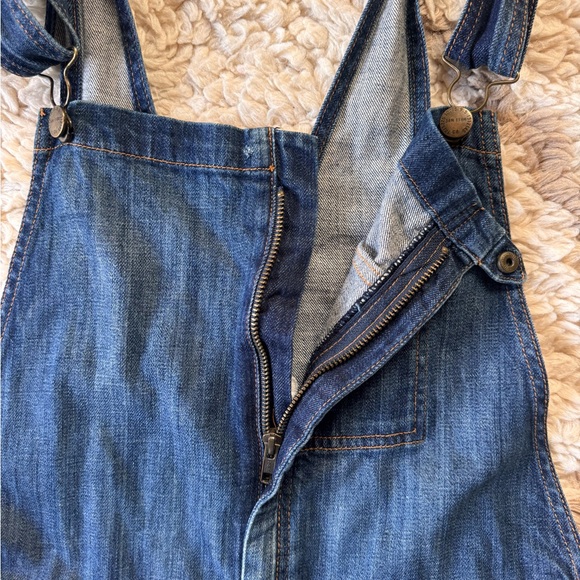 Stylish Blue Denim Overalls - Picture 3 of 3